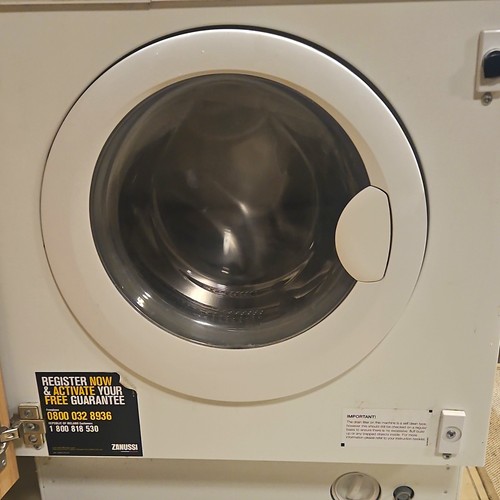 Zanussi zwt71201wa integrated - zanussi,